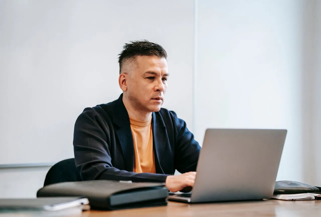 3 cara put on youtube dan strategi tren konten terkini untuk kreator