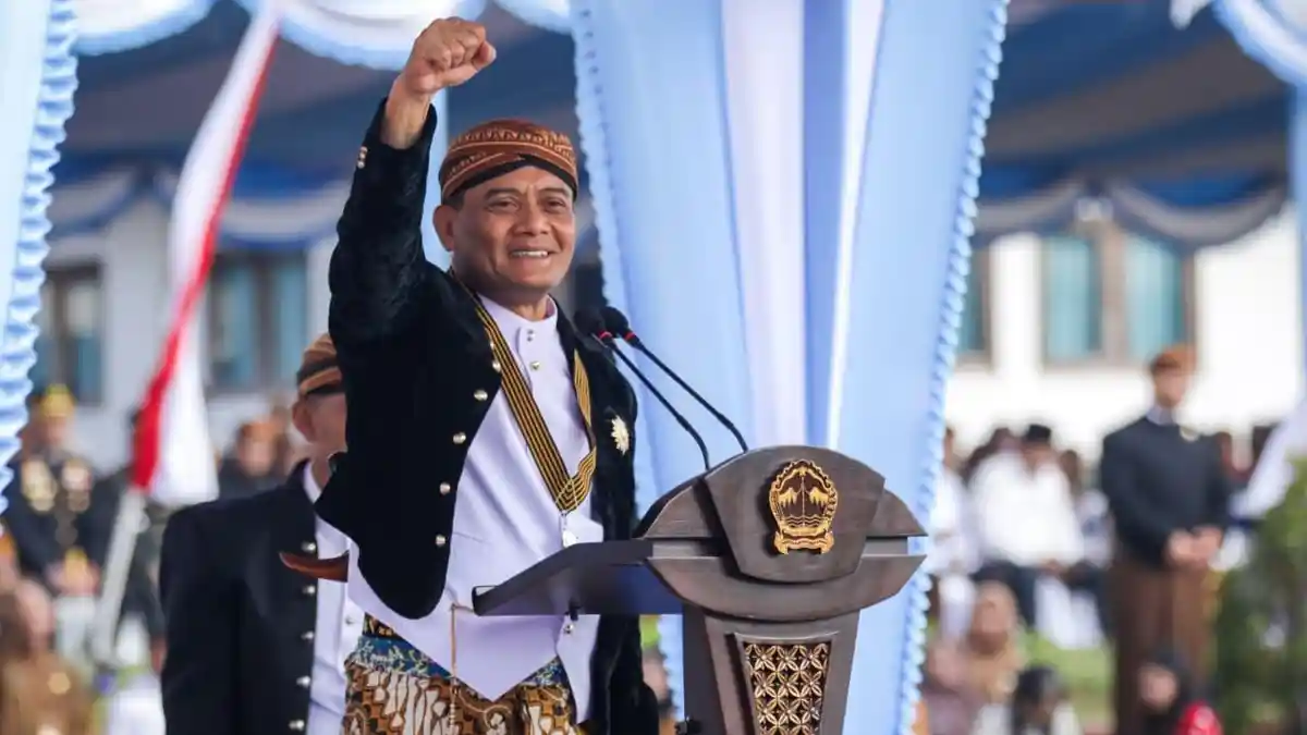 Gubernur Ahmad Luthfi saat memimpin upacara HUT ke-81 Jawa Tengah di Boyolali
