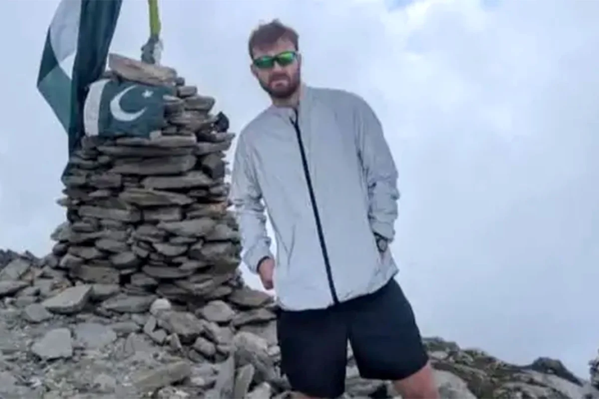 Pelari trail asal Inggris Alexander Harris ditemukan tewas di hutan Pakistan setelah operasi pencarian