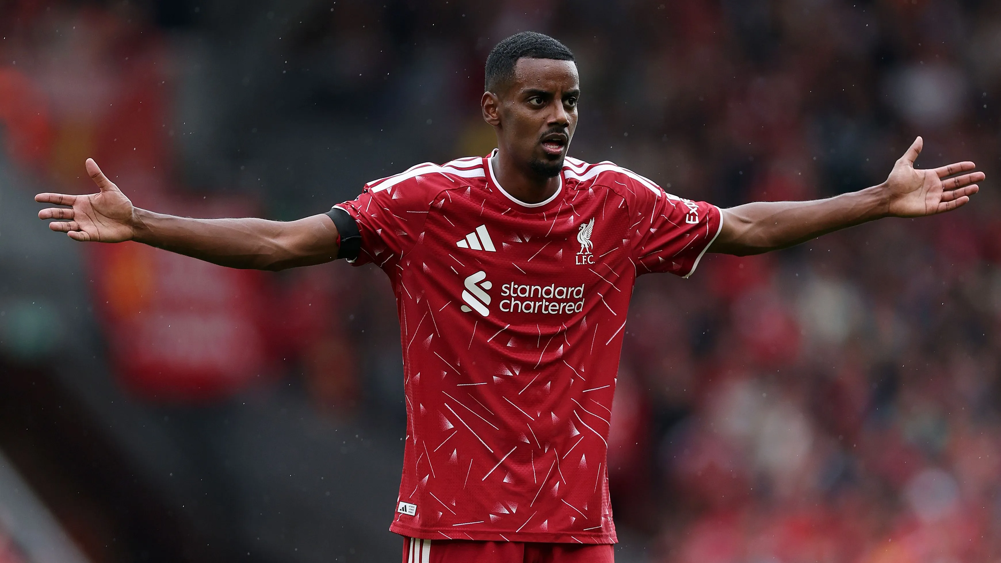 Alexander Isak menilai Liverpool harus berbenah usai ditahan imbang Nottingham Forest