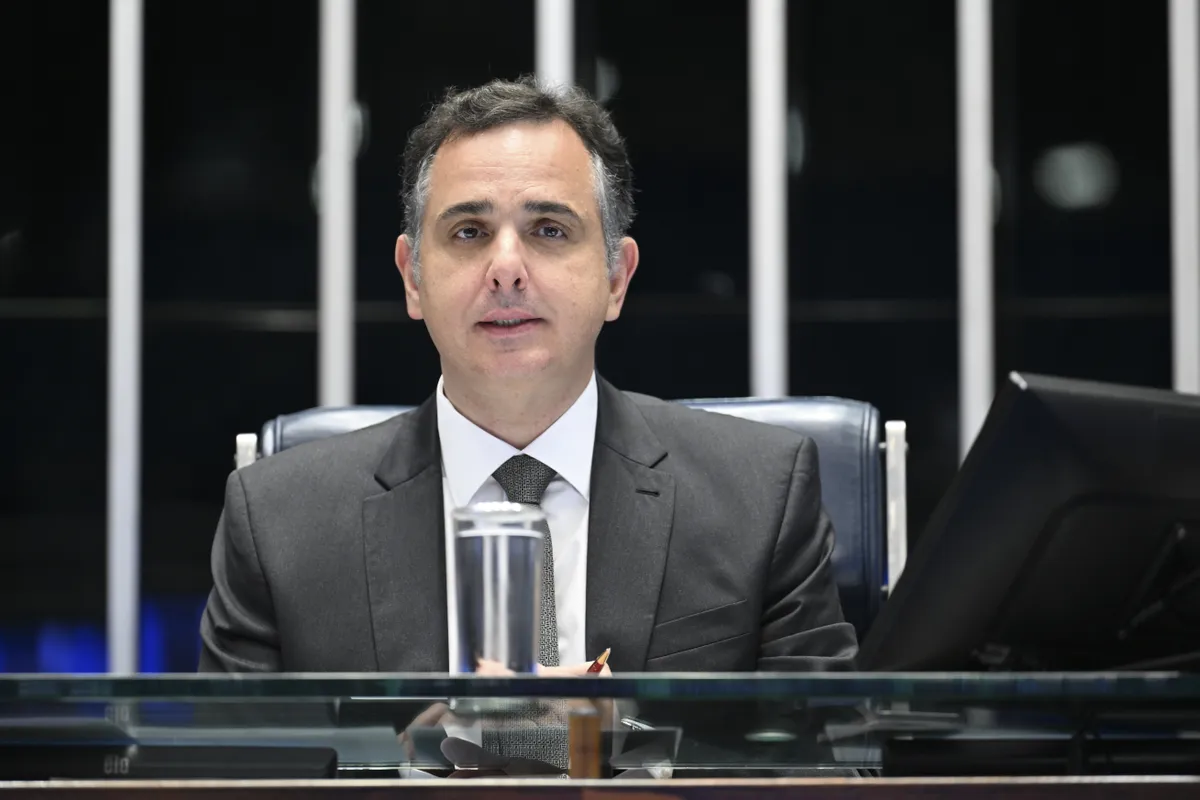Analisis kecenderungan penunjukan Rodrigo Pacheco ke TCU oleh Senat Brasil