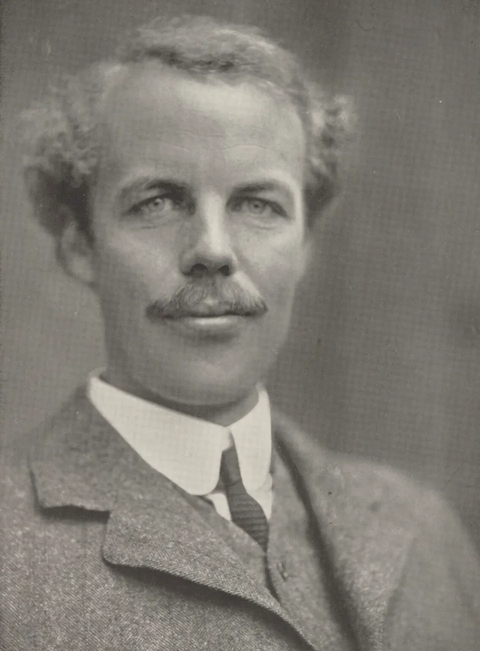 Biodata Arthur Cecil Pigou Ekonom Terkemuka Inggris