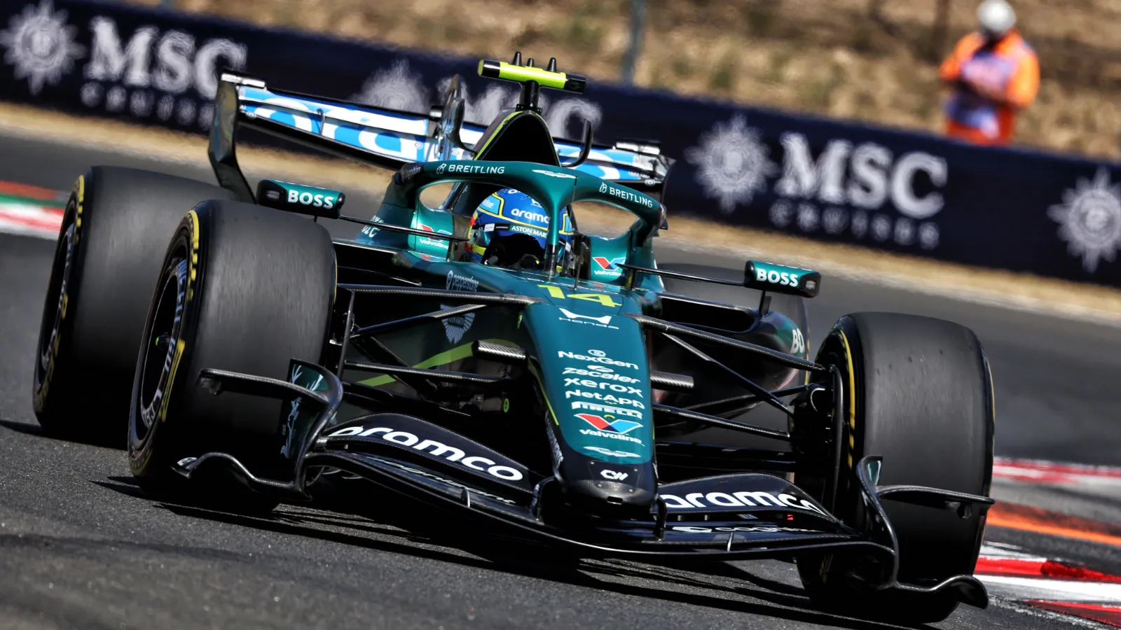 Aston Martin Jual Saham Minoritas ke Miliarder AS Woody Johnson