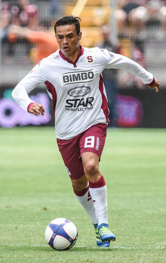 Walter Centeno dikenang sebagai salah satu gelandang serang terhebat dalam sejarah sepak bola Kosta Rika