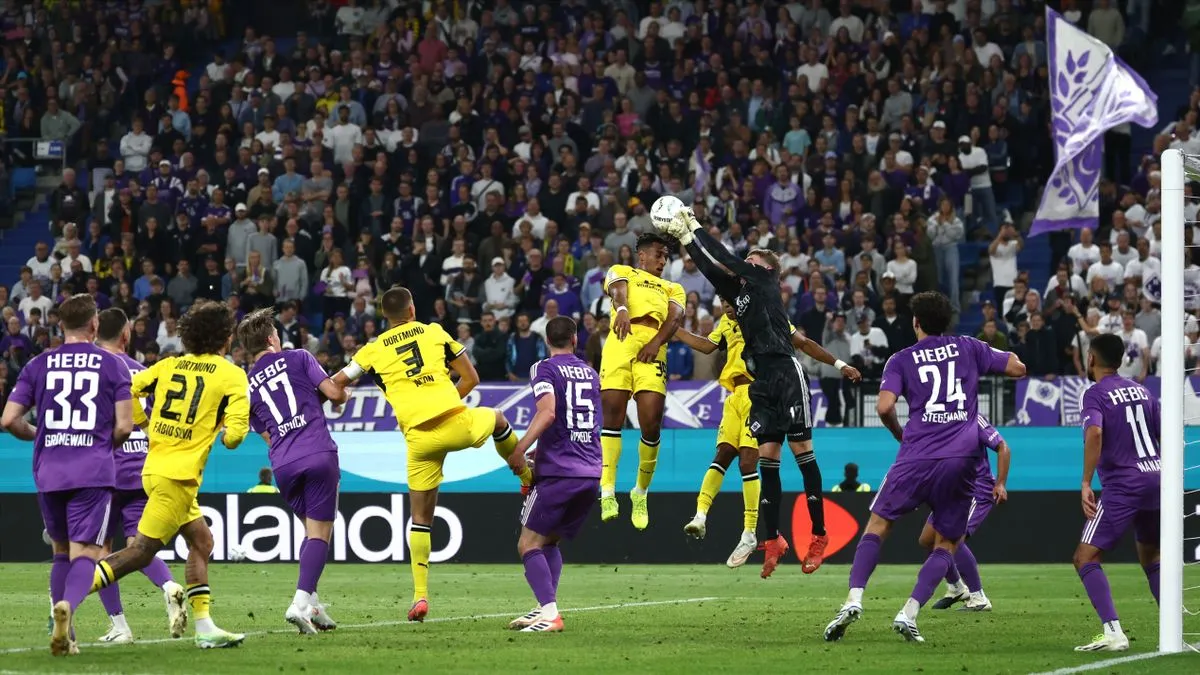 Borussia Dortmund raih kemenangan telak 5-0 atas HEBC Hamburg di ajang DFB-Pokal