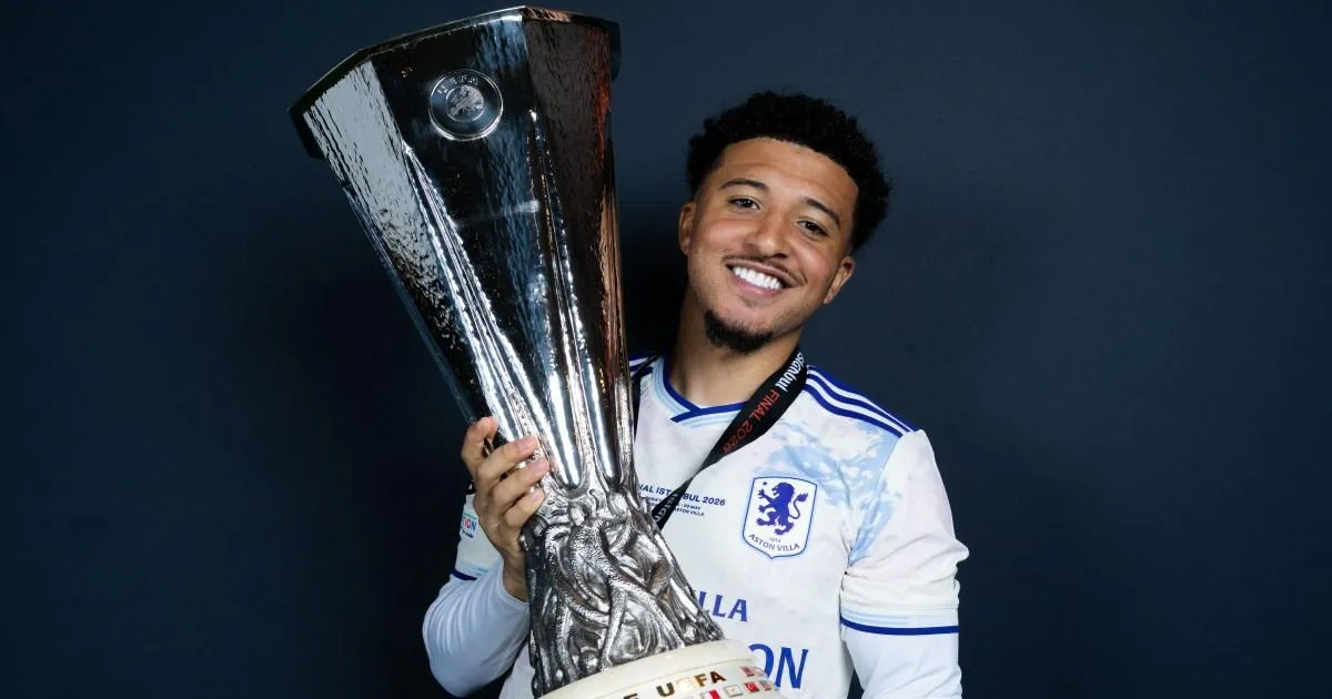 Borussia Dortmund incar Jadon Sancho dan bintang Arsenal Ethan Nwaneri jelang penutupan bursa transfer