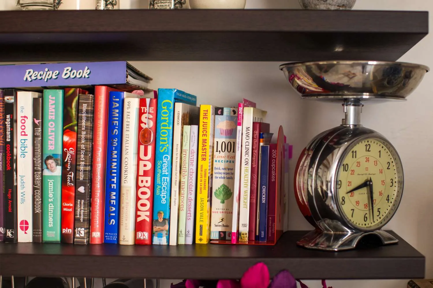 Buku Cookbooking: A Fan's Guide karya Debbie Berne kupas kecintaan pada buku resep