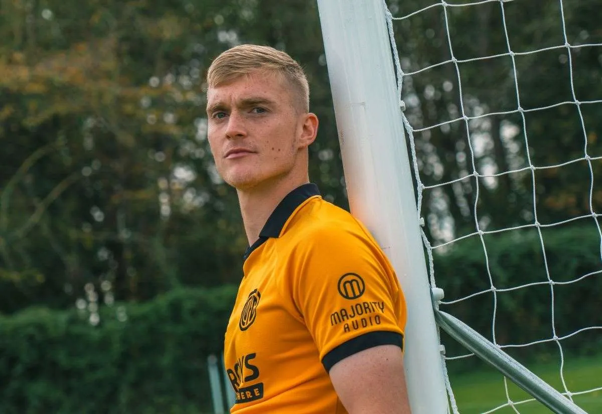 Cathal Heffernan resmi bergabung dengan Cambridge United dari Harrogate Town