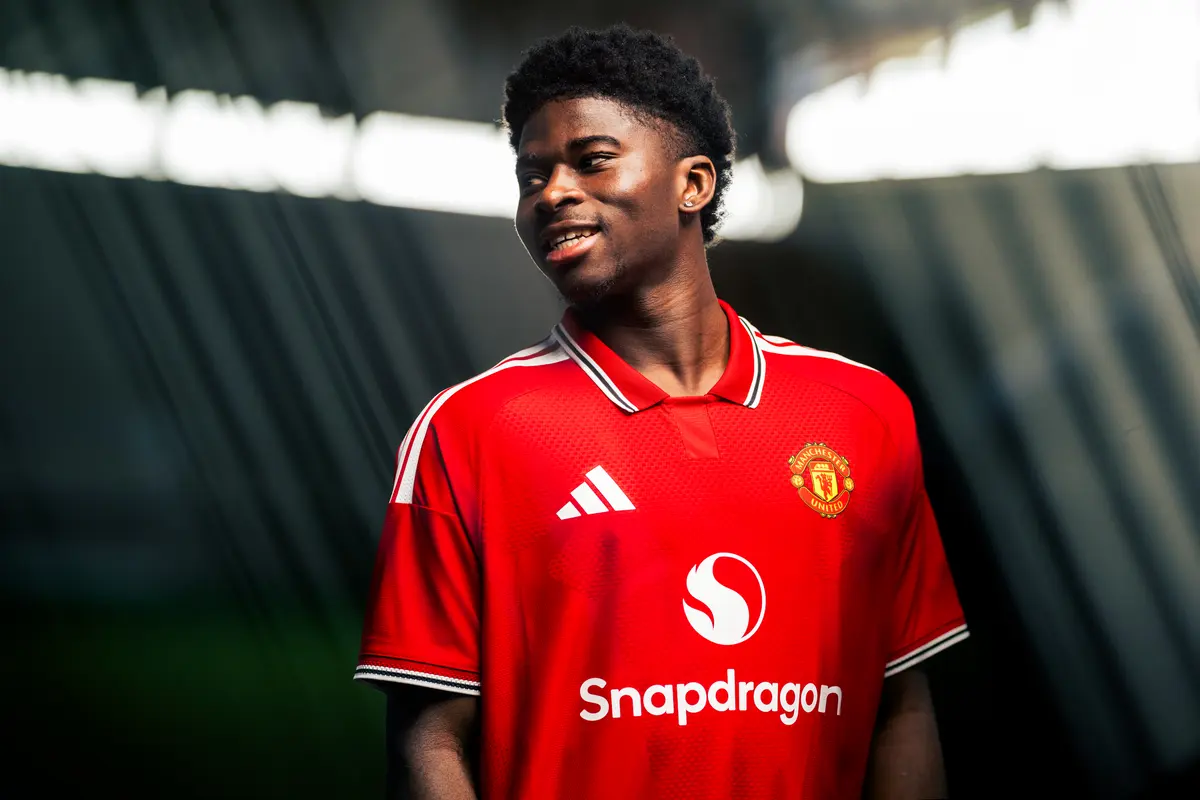 Carlos Baleba segera jalani debut bersama Manchester United di Liga Inggris