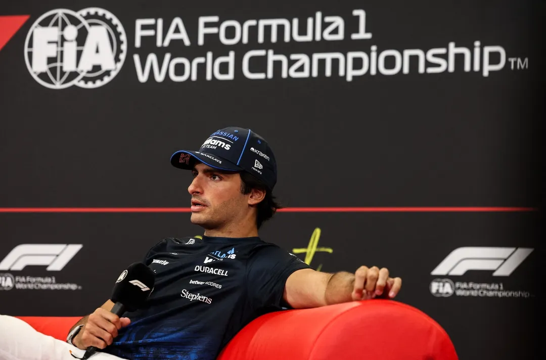 Carlos Sainz resmi memperpanjang kontrak multi-tahun bersama Williams
