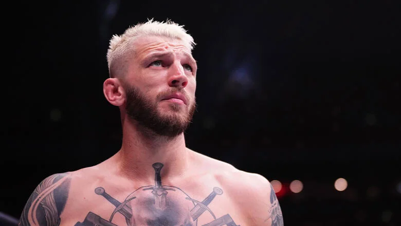 Dan Hooker bersiap menghadapi debutan Saladhine Parnasse di UFC Paris