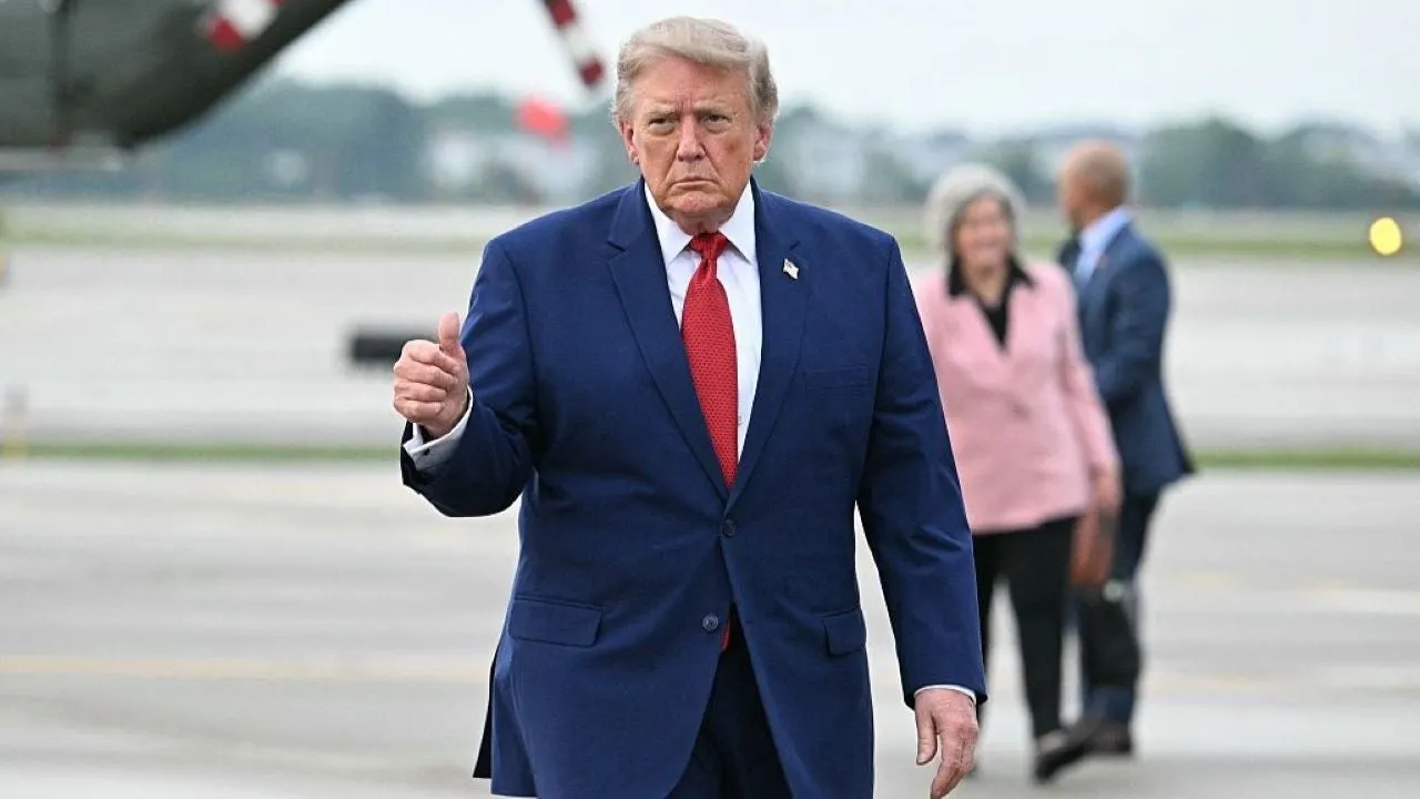 Donald Trump tegaskan blokade Iran tetap berlaku dan sanksi dijatuhkan