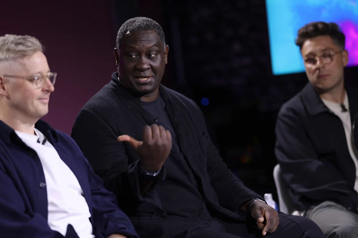 Emile Heskey bela Jude Bellingham dari kritik media terkait perilakunya