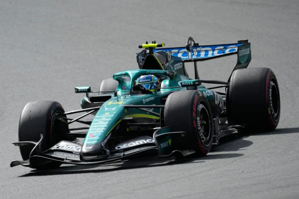 Liam Lawson tampil tercepat dalam latihan bebas 1 F1 GP Italia di Monza