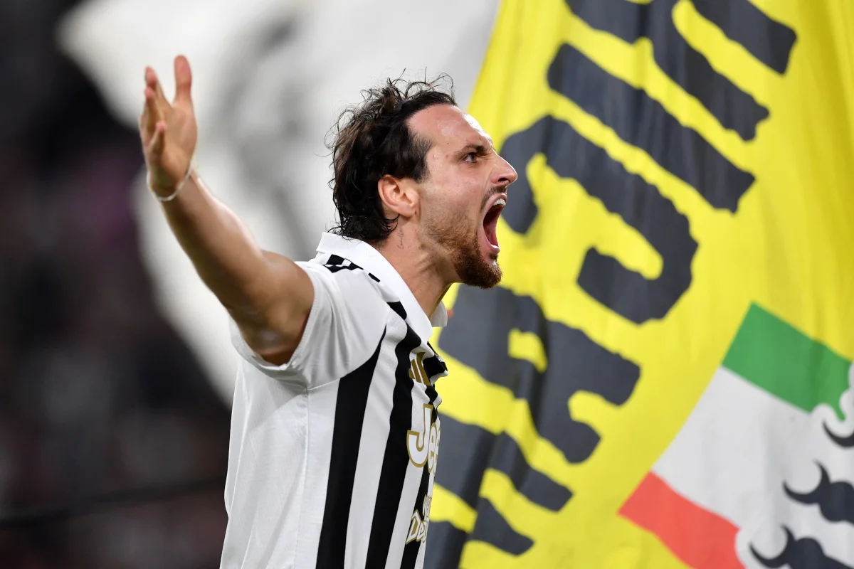 Federico Gatti merayakan gol penyeimbang Juventus saat melawan AC Milan di Allianz Stadium Turin