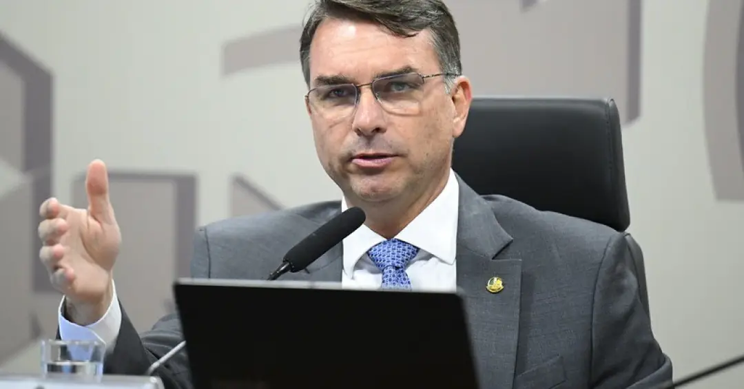 Flávio Bolsonaro menunjuk Cláudio Lottenberg sebagai calon menteri kesehatan di pemilu Brasil