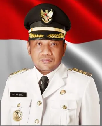 Asrun Padoma, politikus Indonesia dan mantan Wakil Bupati Pulau Morotai