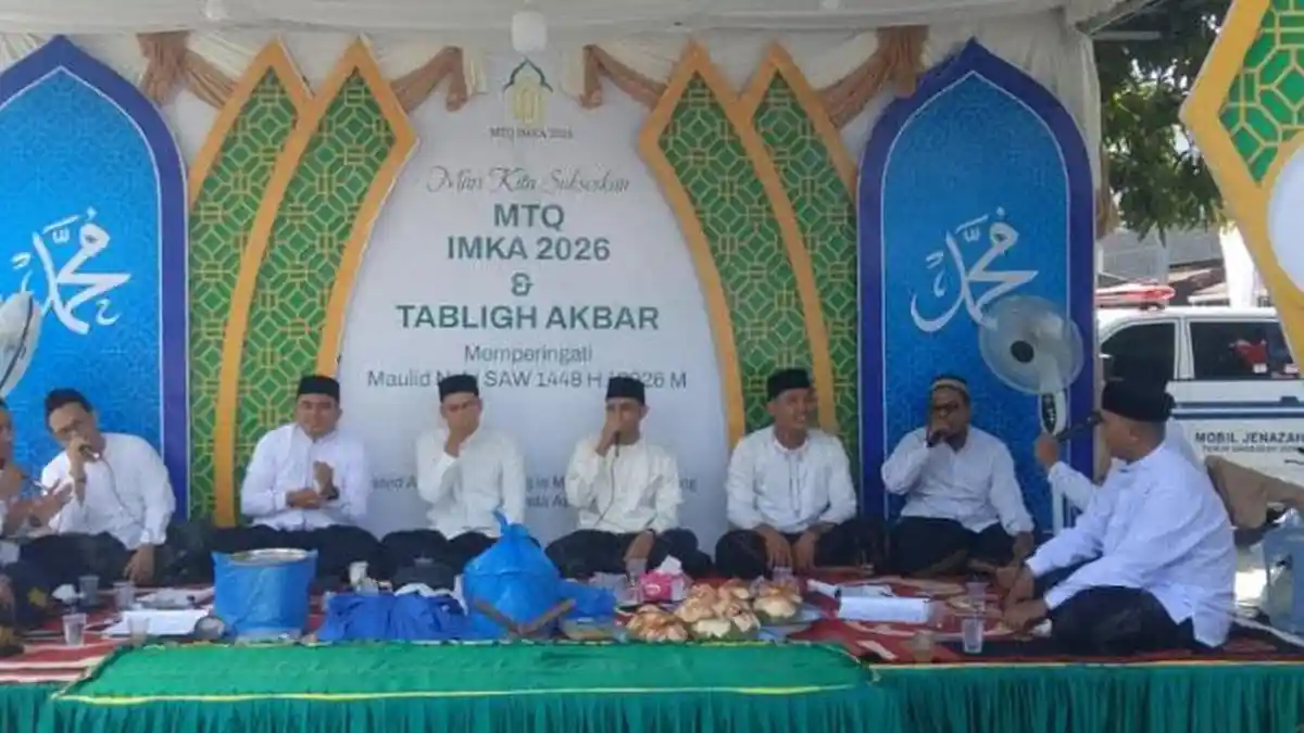 Komunitas Sobek menggaungkan shalawat pada peringatan Maulid Nabi di Banda Aceh