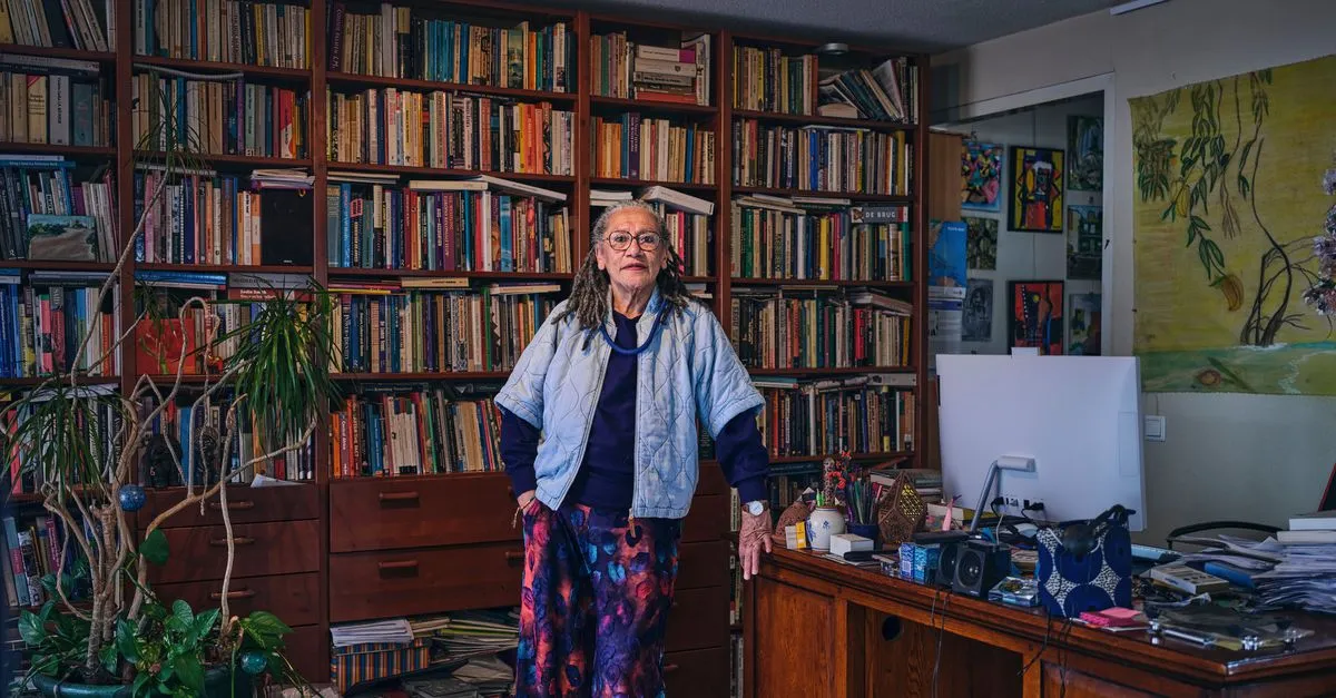 Gloria Wekker bahas mitos Witte Onschuld dan rasisme di Belanda