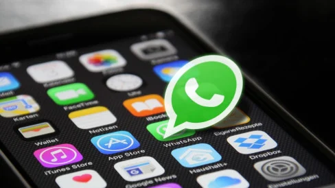 Grup WhatsApp LGBT berisi siswa sekolah terbongkar usai salah undang orang tua