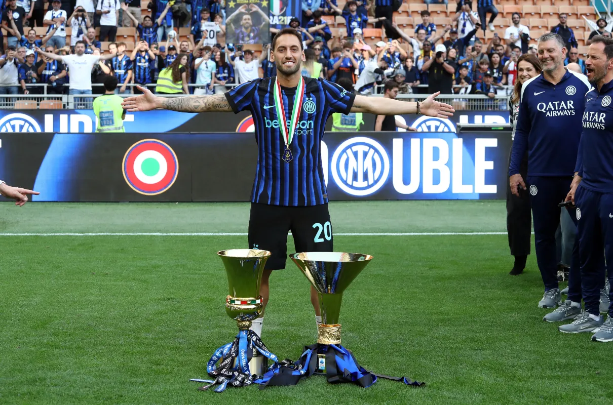 Hakan Calhanoglu cetak gol perdana Inter Milan di Serie A 2026-2027