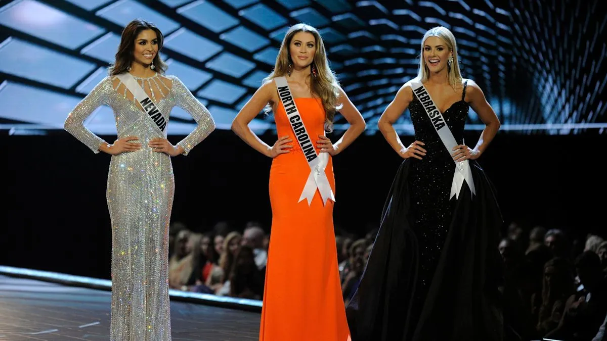 Halle Berry dan kontestan Miss USA yang sukses menjadi bintang global