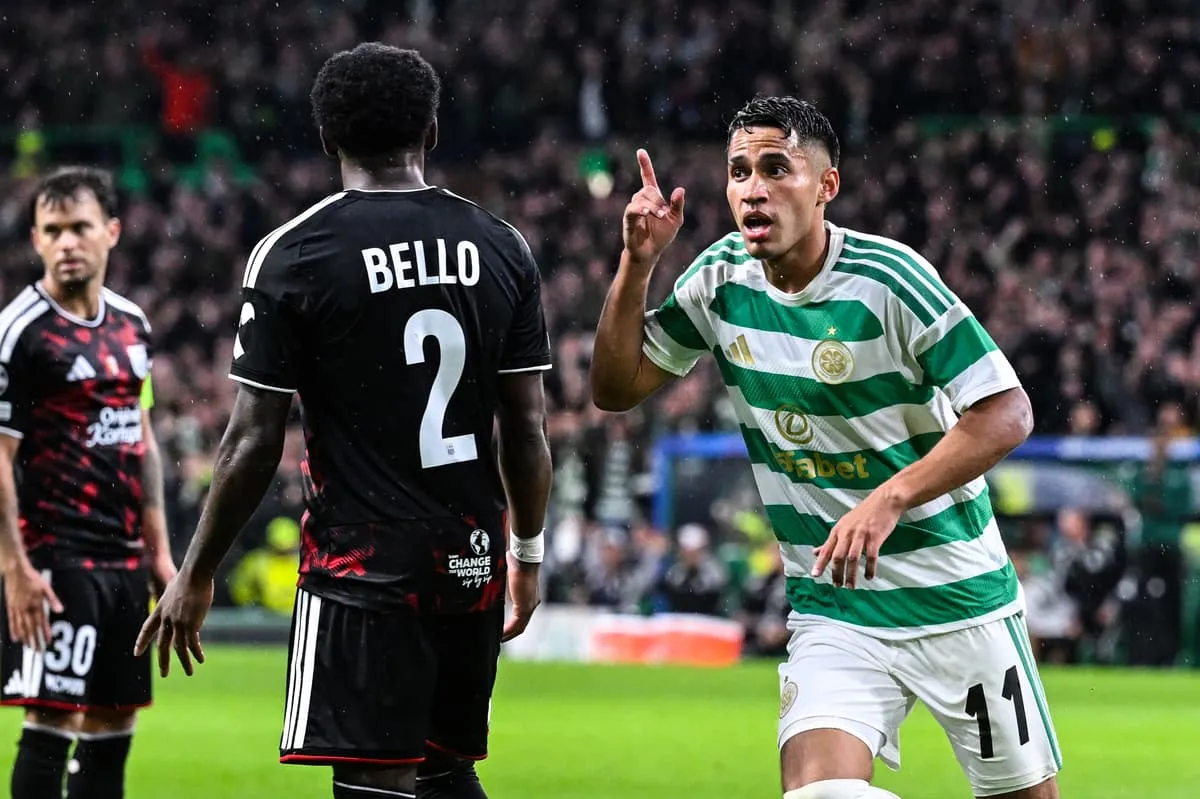 Camilo Duran rayakan gol kemenangan Celtic atas LASK Linz di Liga Champions