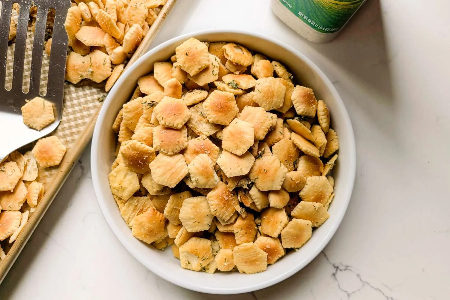 Hidden Valley Ranch Oyster Crackers camilan retro lezat dan renyah