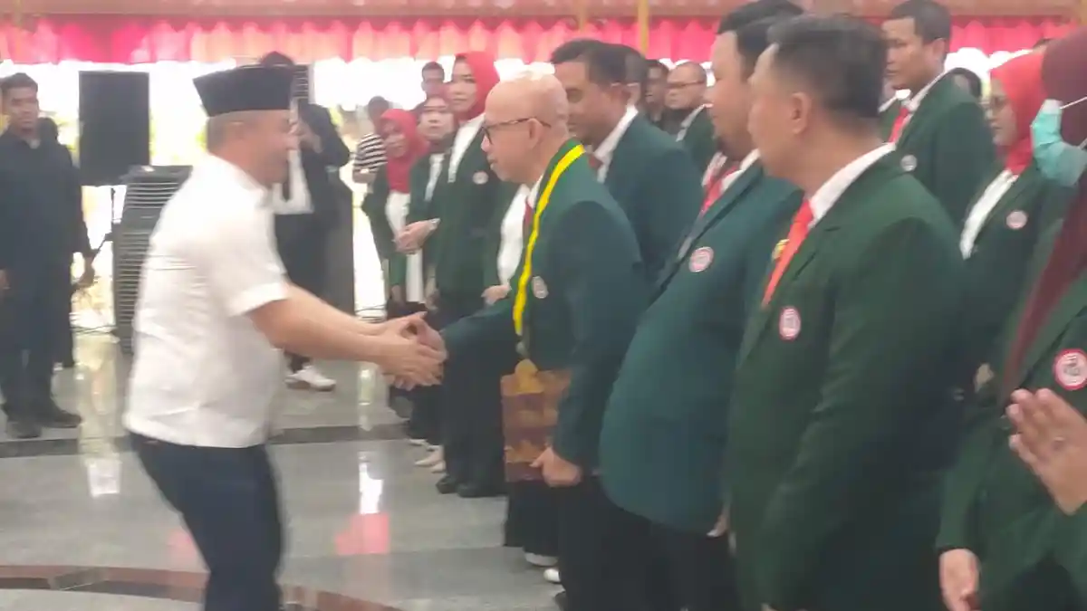 Ketua IDI Jatim dr Budi Himawan tegaskan dokter lokal unggul dalam bahasa dan budaya saat hadapi persaingan dokter asing