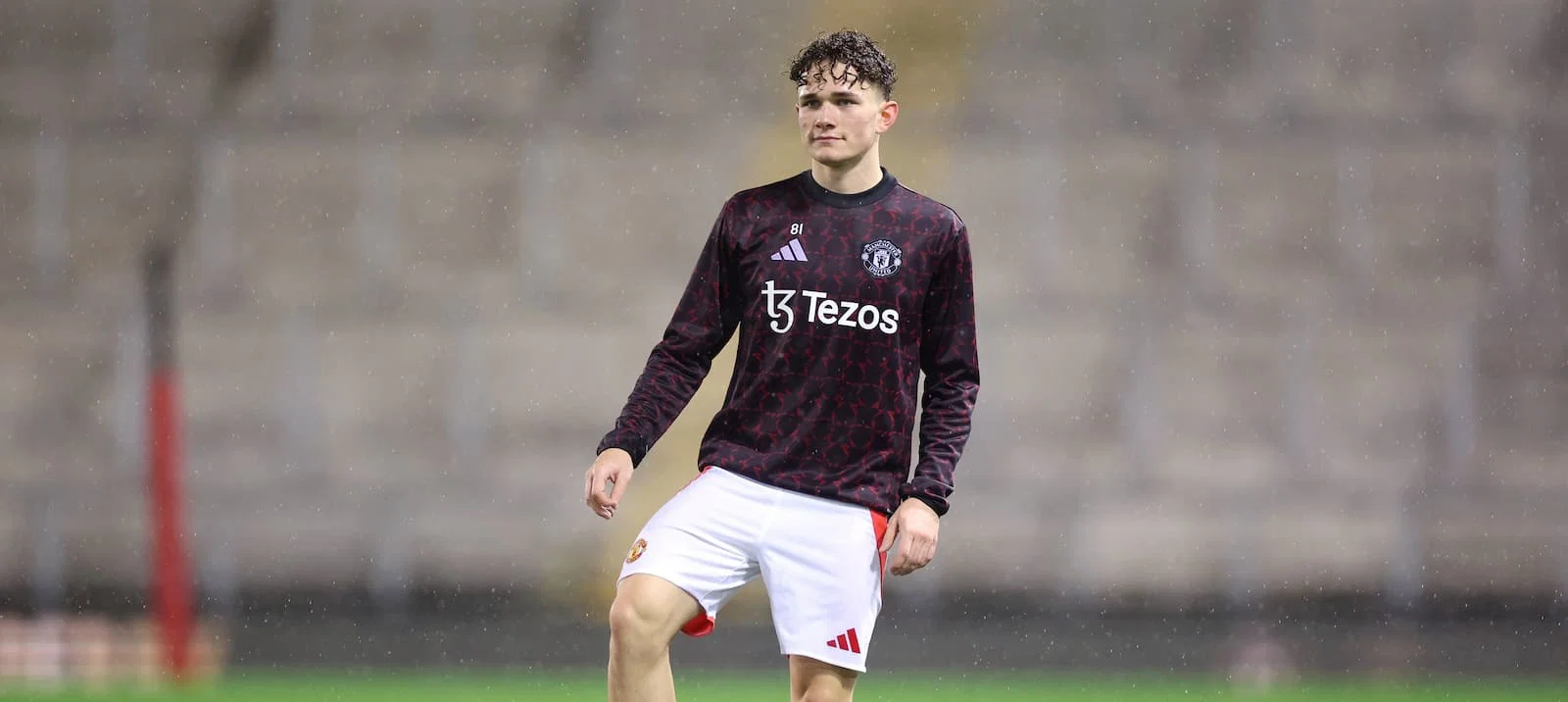 Jacob Devaney resmi bergabung dengan Hibernian dari Manchester United
