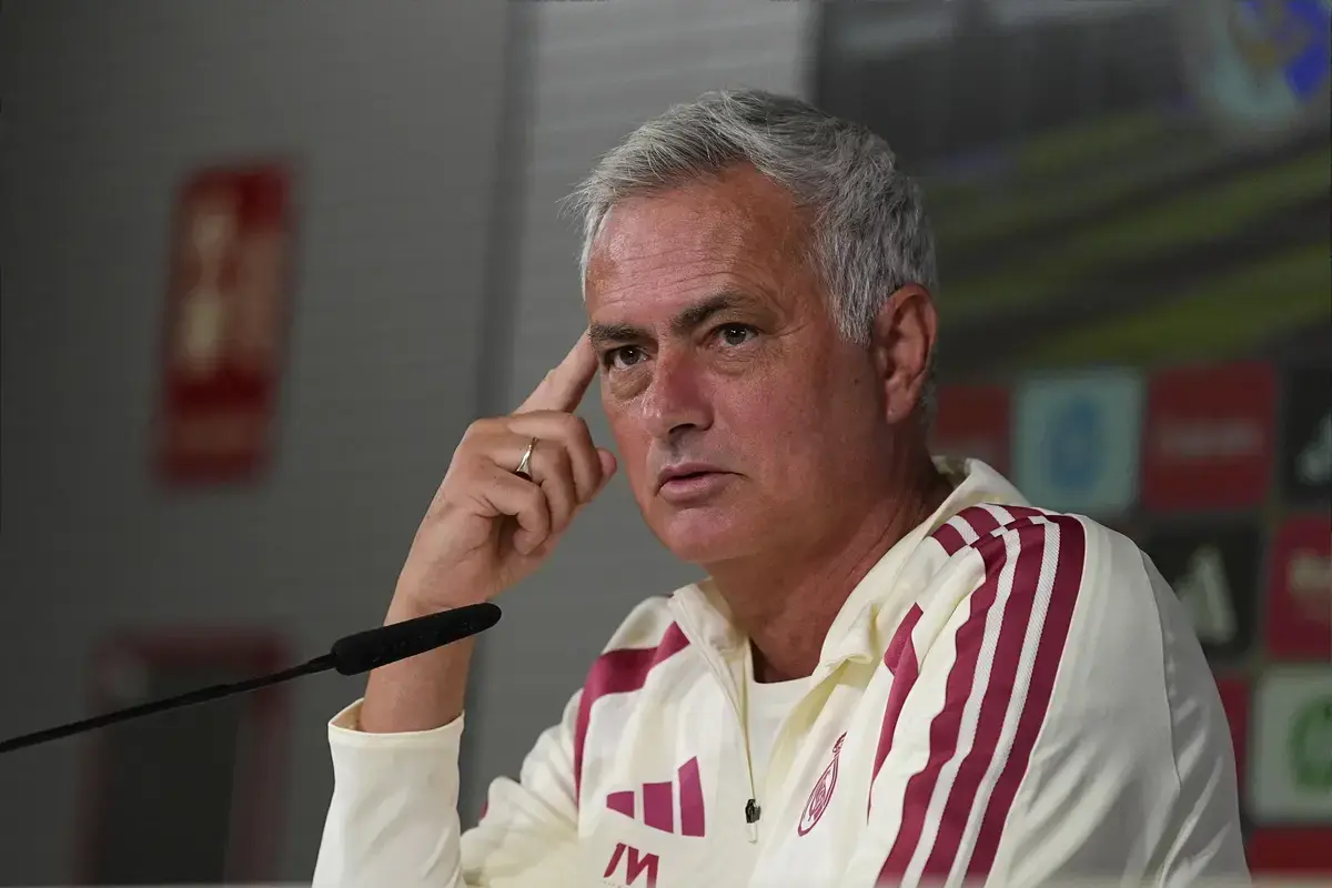 Jose Mourinho pusing siapkan taktik Real Madrid lawan Inter Milan