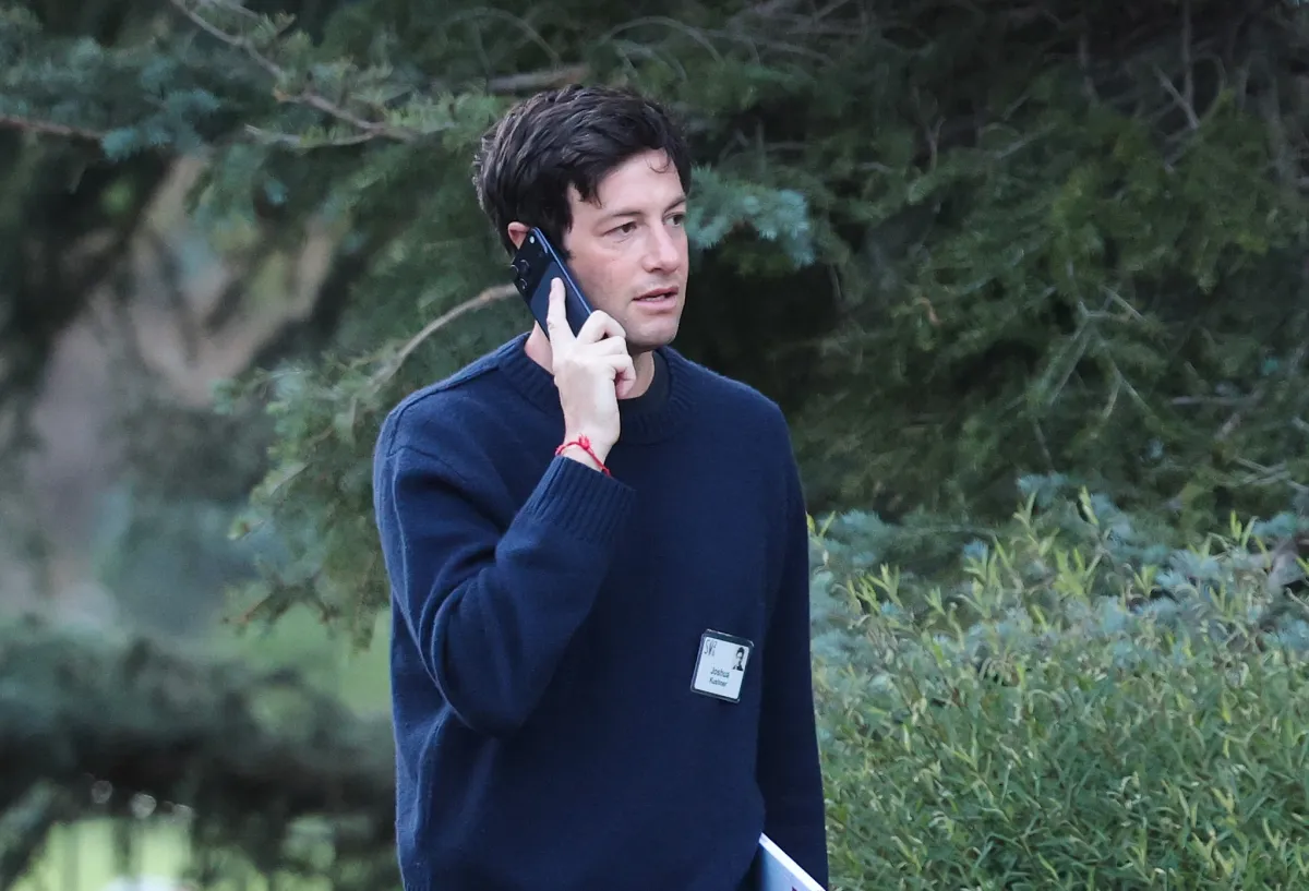 Josh Kushner bela keterlibatan Thrive Capital di skandal FIFA