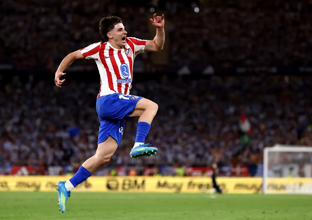 Julian Alvarez berpeluang pindah ke Arsenal setelah Atletico Madrid tolak Barcelona