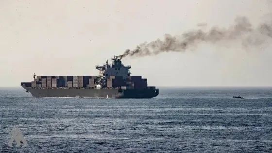 Kapal tanker minyak diserang proyektil misterius di perairan Selat Hormuz