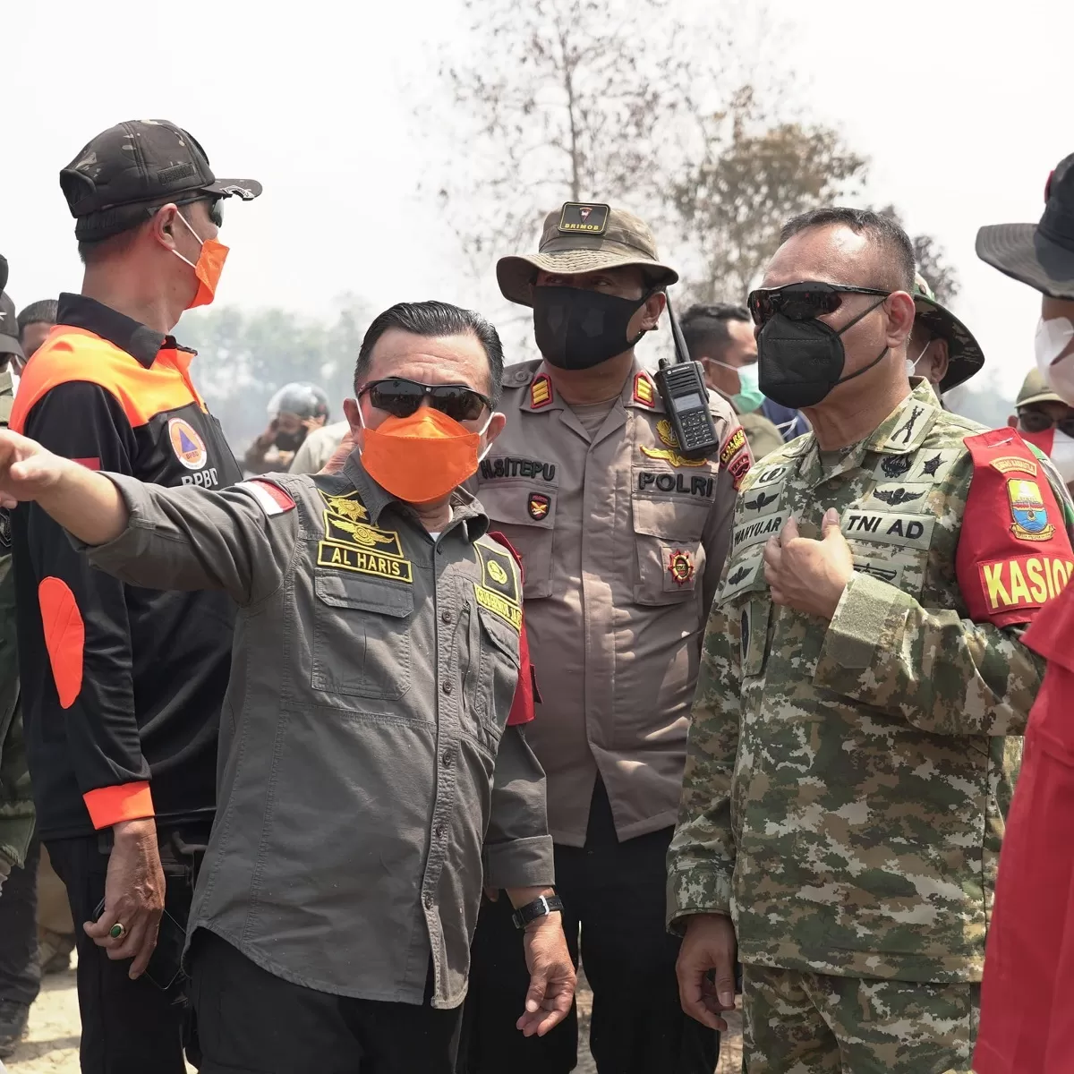 Kasiops Korem 042 Gapu dan Gubernur Jambi tinjau langsung lokasi karhutla di Tahura Batang Hari