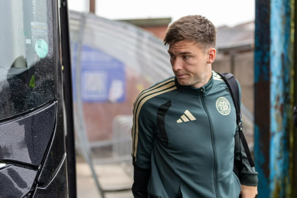 Kieran Tierney mengalami cedera saat Celtic mengalahkan Falkirk di Celtic Park