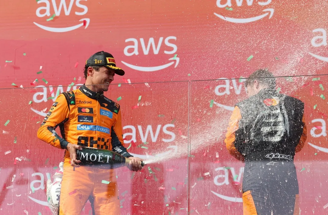 Kimi Antonelli memimpin klasemen F1 2026 dibayangi Lewis Hamilton