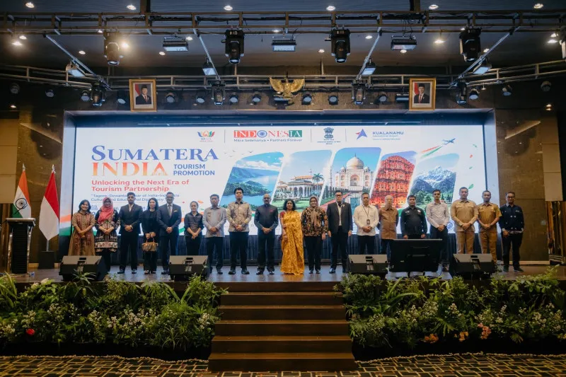 Konferensi promosi pariwisata India dan Sumatra di Grand Mercure Hotel Medan.