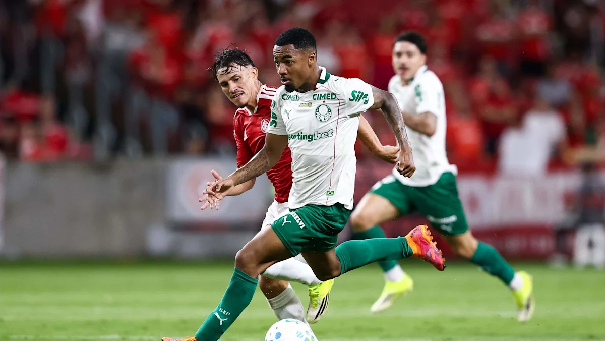 Manchester City rekrut winger Brasil Allan Elias senilai 40 juta euro