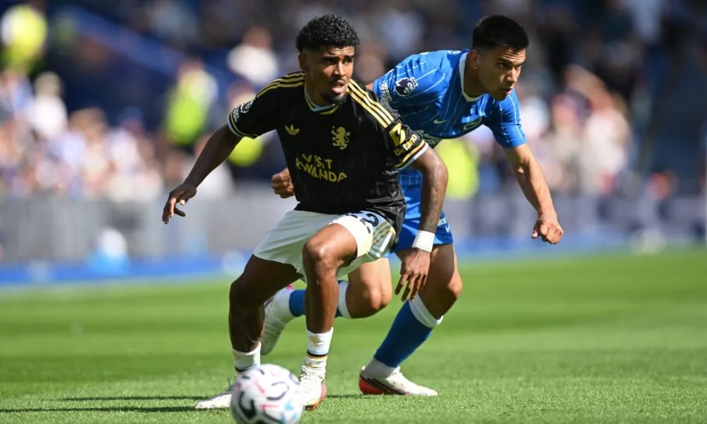 Manchester United memburu bek kiri Aston Villa Ian Maatsen di bursa transfer