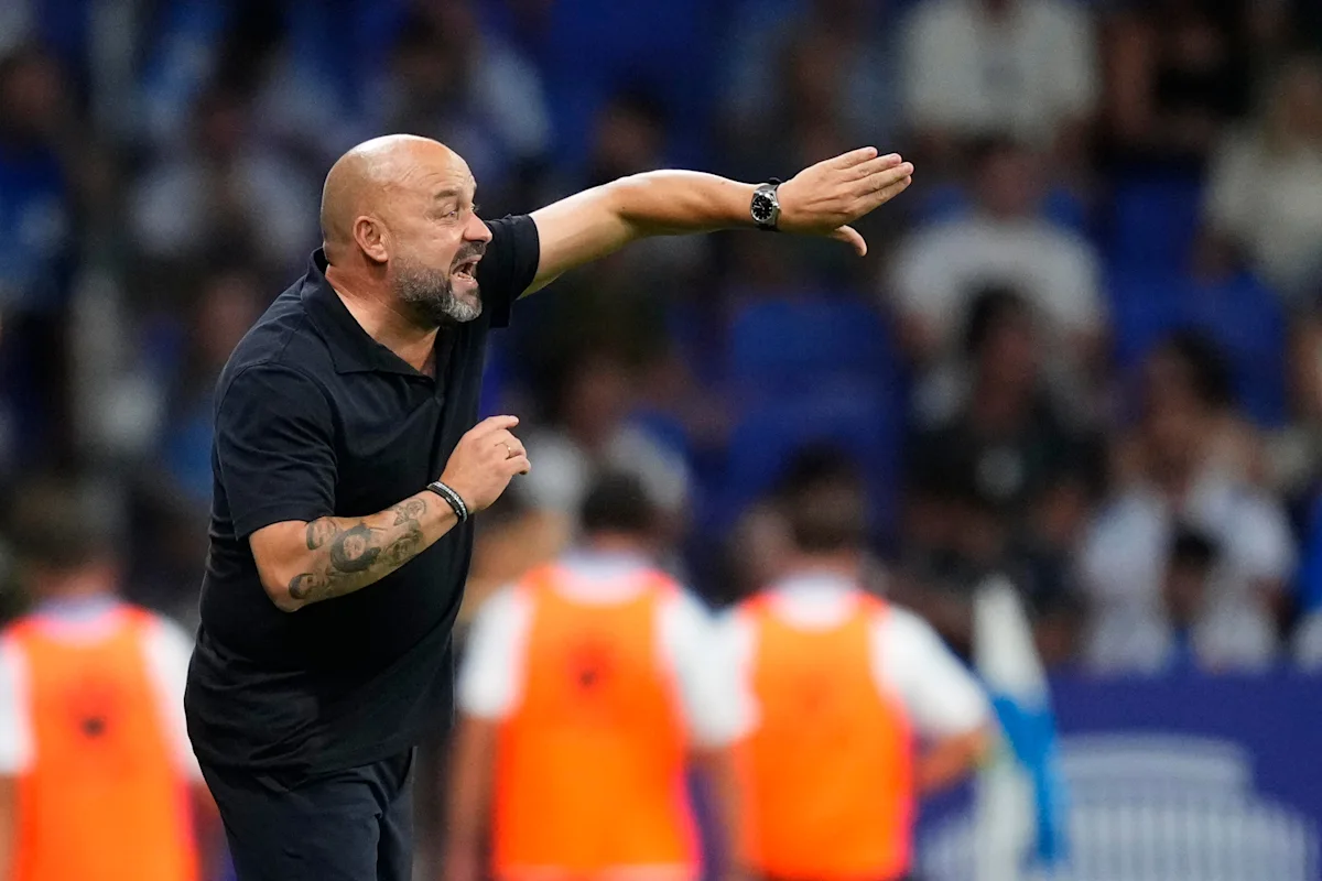 Manolo Gonzalez sebut standar wasit tidak adil saat Espanyol kalah dari Real Madrid