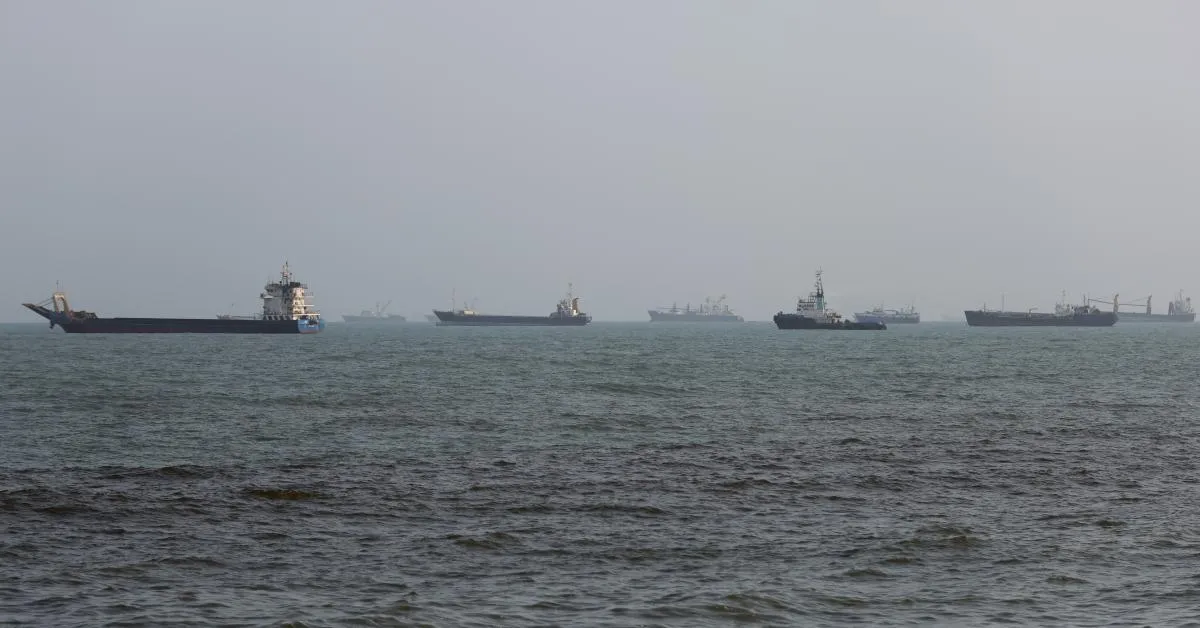 Militer AS bentuk koridor rahasia di Selat Hormuz untuk jalur minyak