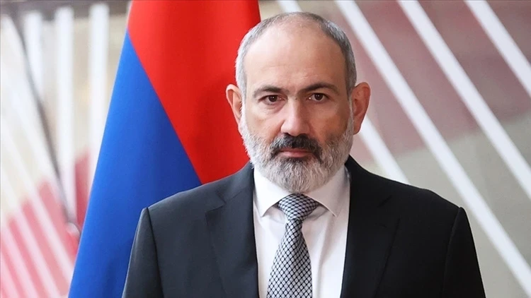 Nikol Paşinyan menyatakan Armenia tidak keberatan jika Rusia memutuskan untuk menarik pangkalan militer mereka