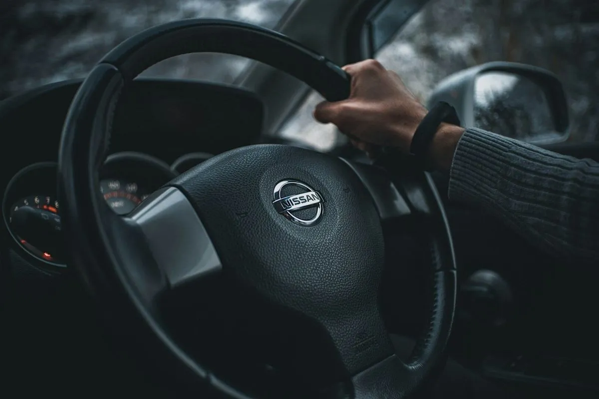 Nissan tarik 149 unit Altima karena salah pasang baut airbag