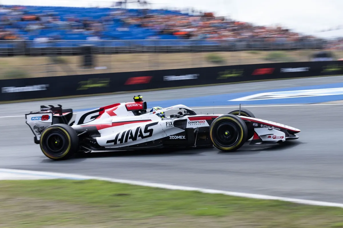 Oliver Bearman kendarai mobil Haas dengan mesin baru Ferrari di GP Italia