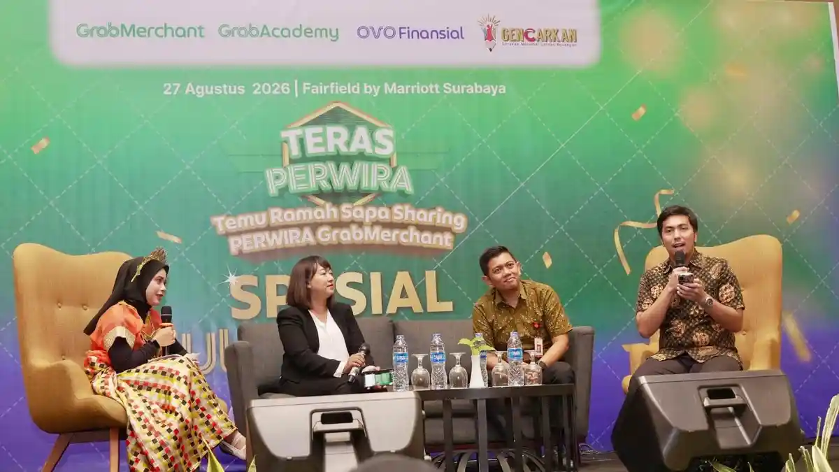 OVO Finansial dan OJK perkuat literasi keuangan UMKM Surabaya lewat Teras Perwira