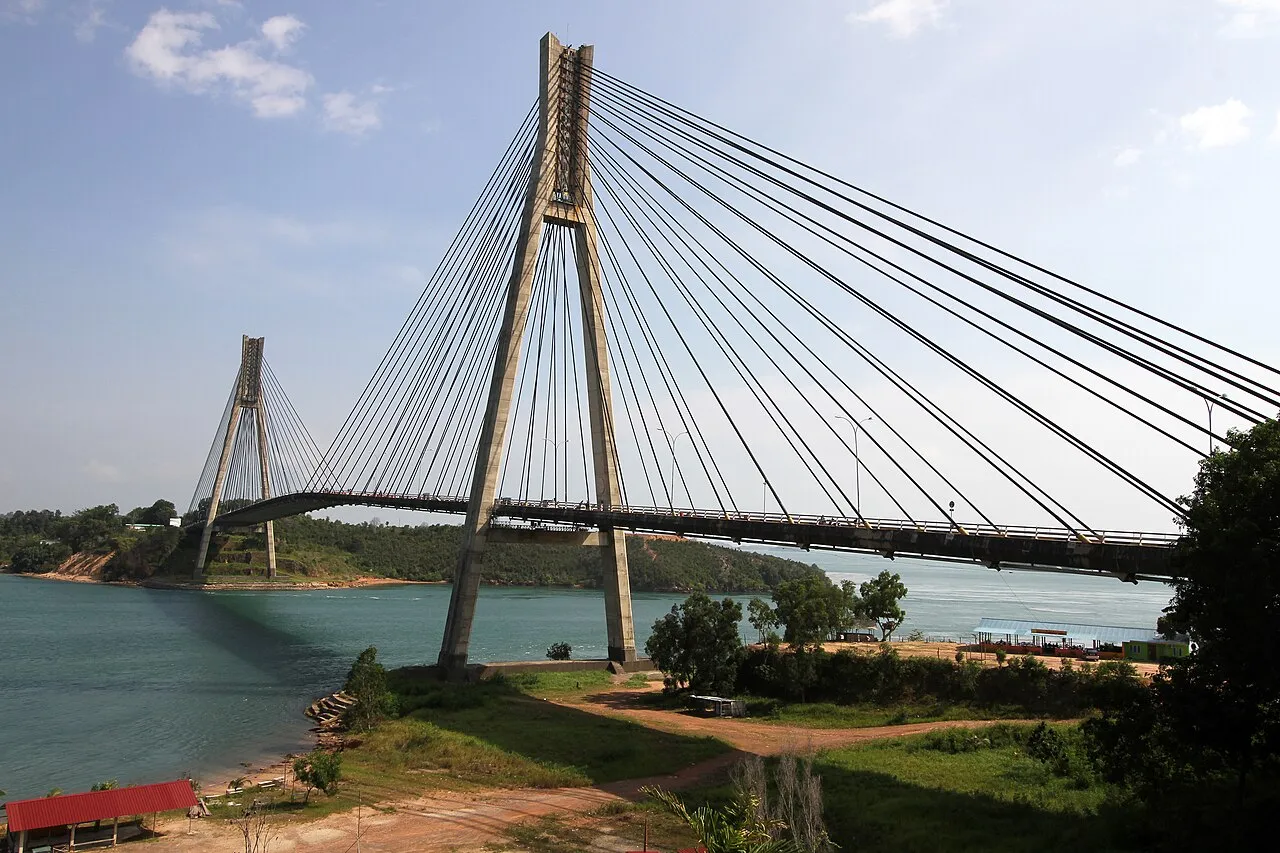 Pemandangan wilayah kepulauan di Provinsi Kepulauan Riau yang strategis