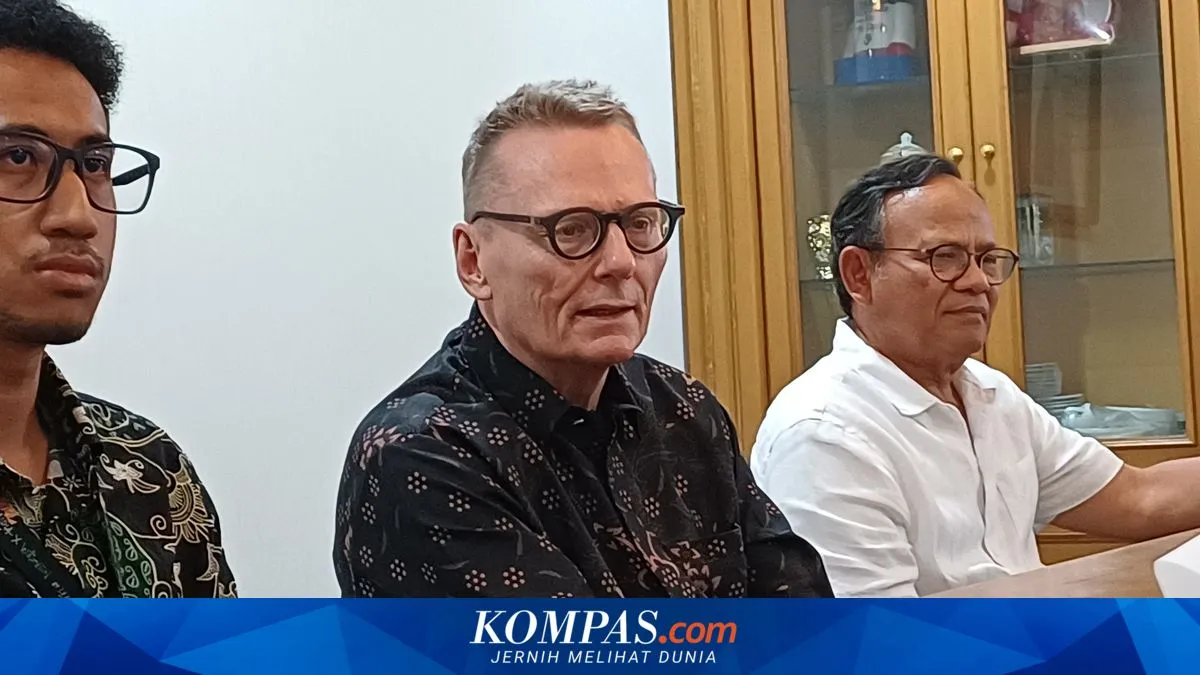 James A Robinson mengingatkan kemajuan negara bergantung pada institusi