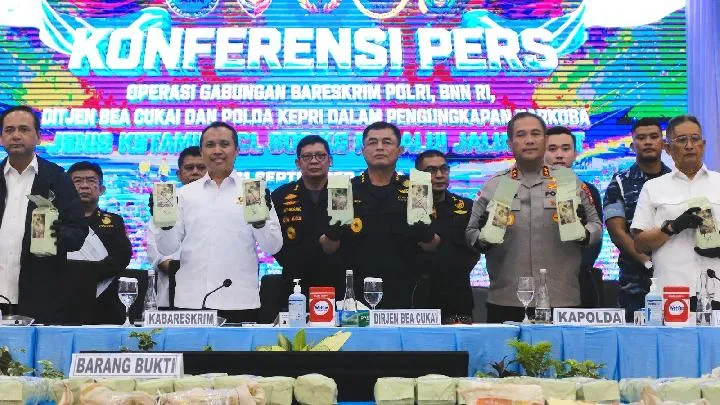 Bea Cukai dan tim gabungan gagalkan penyelundupan 800 kg ketamin di perairan Kepulauan Riau