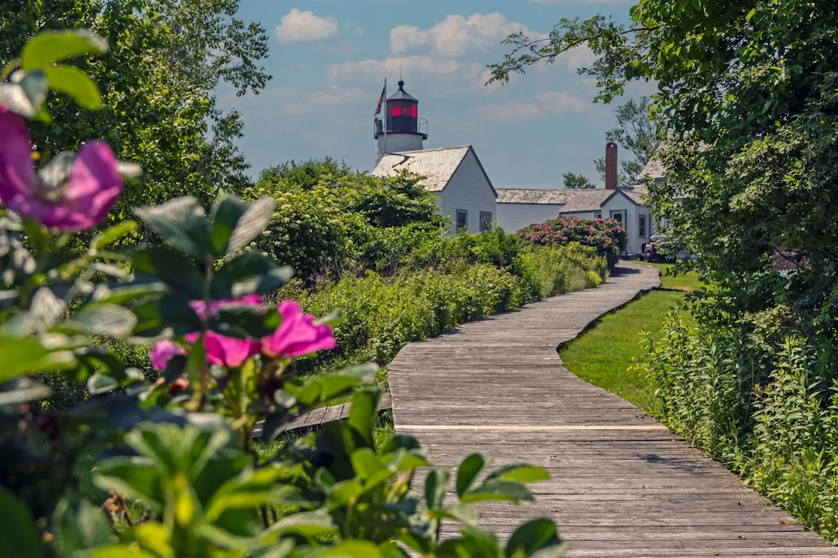 Keindahan panorama pesisir Midcoast Maine di Amerika Serikat